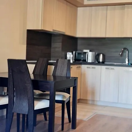 Luxurious - Pool View In Argisht Partez Zlate písky