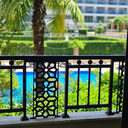 Luxurious - Pool View In Argisht Partez * Aranyhomok