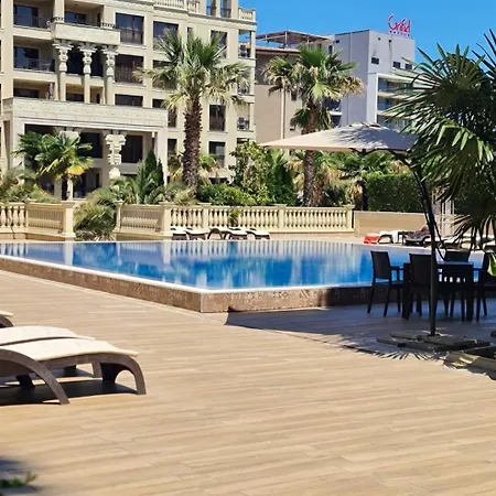 Luxurious - Pool View In Argisht Partez Apartman