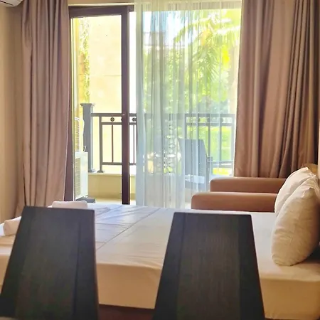Luxurious - Pool View In Argisht Partez *